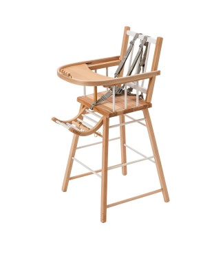 Chaise haute traditionnelle...