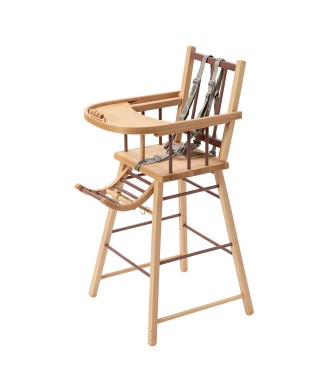 Chaise haute traditionnelle...